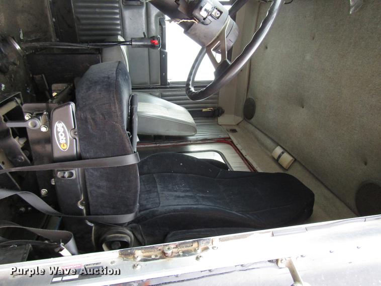 image for item DD0743 1995 Kenworth T600 dump truck