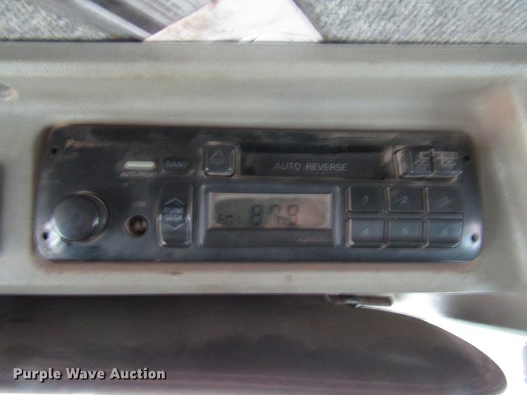 image for item DD0743 1995 Kenworth T600 dump truck