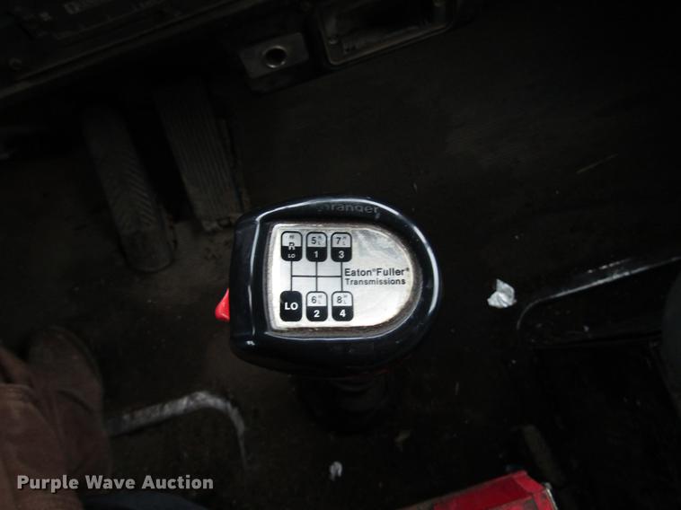 image for item DD0743 1995 Kenworth T600 dump truck