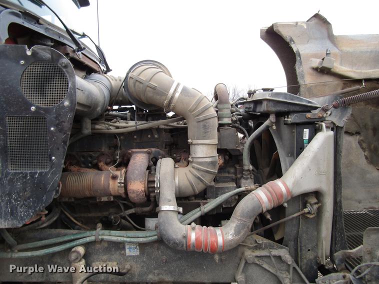 image for item DD0743 1995 Kenworth T600 dump truck