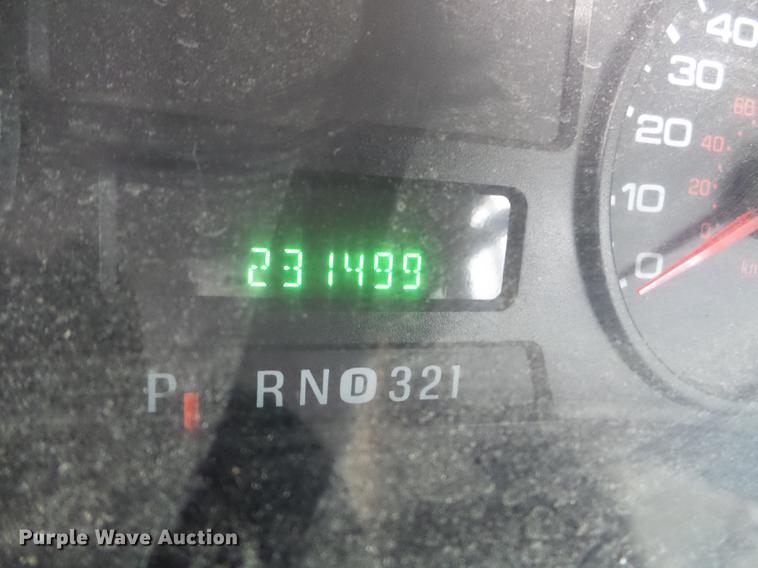 image for item DD0746 2006 Ford F350 Super Duty service truck