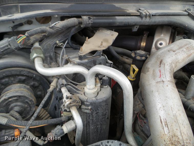 image for item DD0746 2006 Ford F350 Super Duty service truck