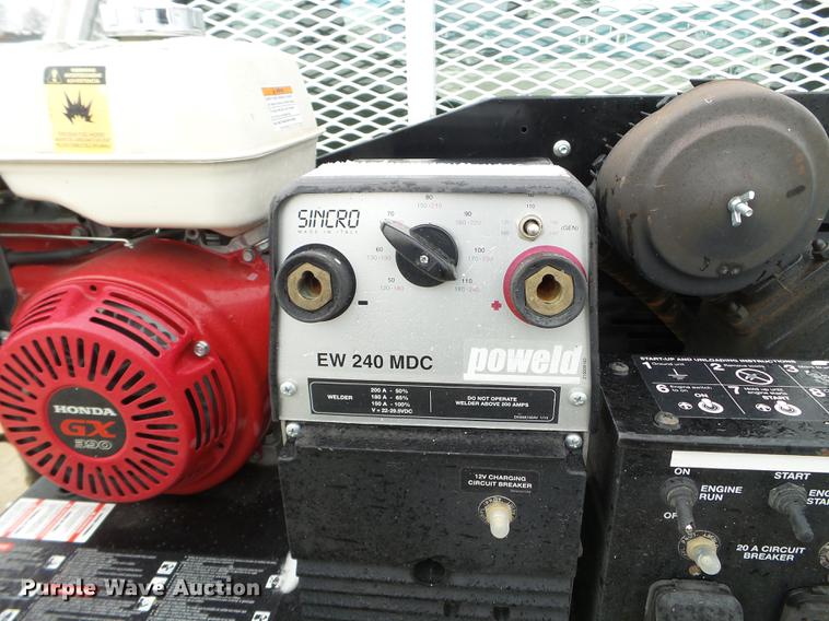 image for item DD0746 2006 Ford F350 Super Duty service truck