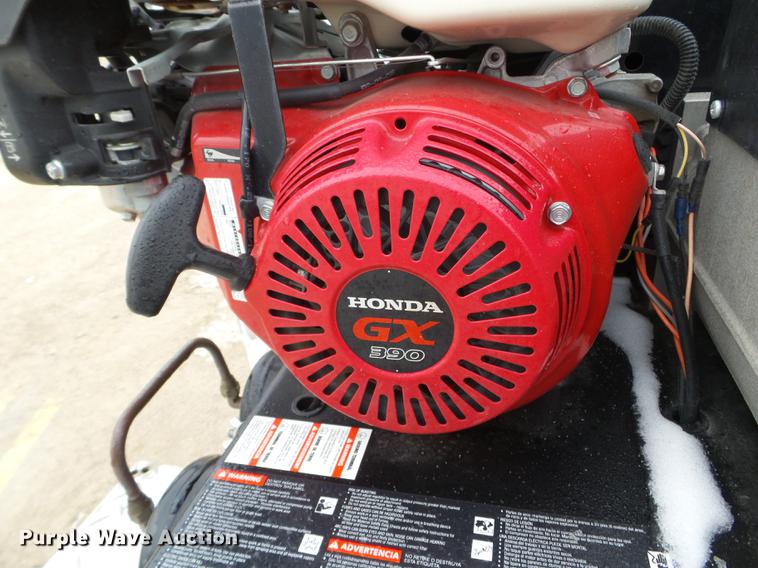 image for item DD0746 2006 Ford F350 Super Duty service truck