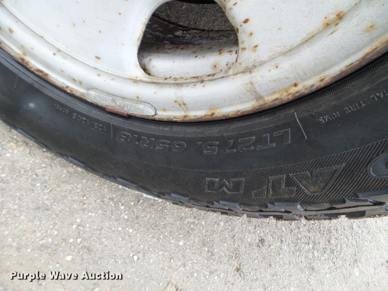 image for item DD0746 2006 Ford F350 Super Duty service truck