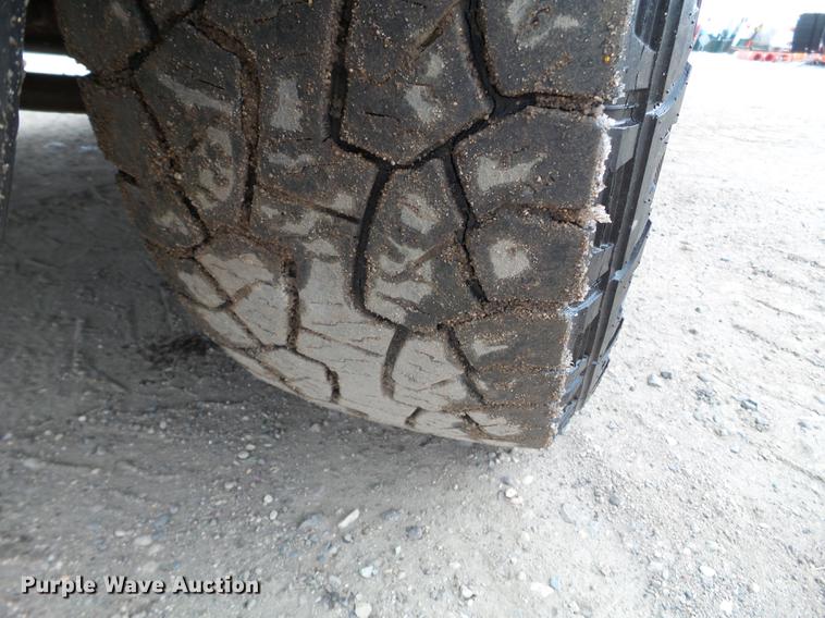 image for item DD0746 2006 Ford F350 Super Duty service truck