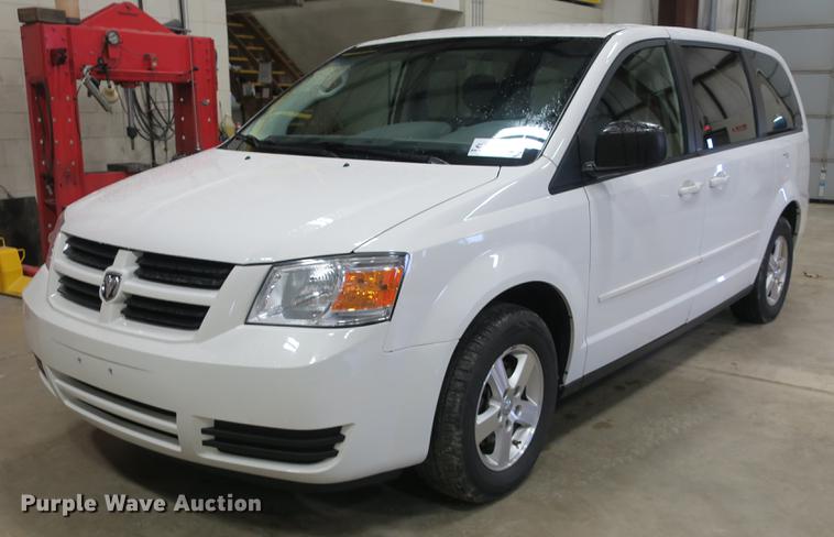 image for item DB8916 2009 Dodge Grand Caravan SE van
