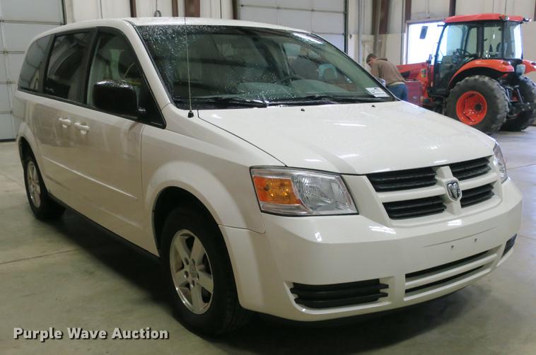 image for item DB8916 2009 Dodge Grand Caravan SE van