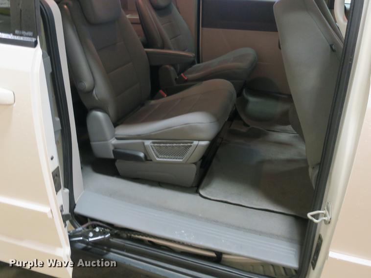 image for item DB8916 2009 Dodge Grand Caravan SE van