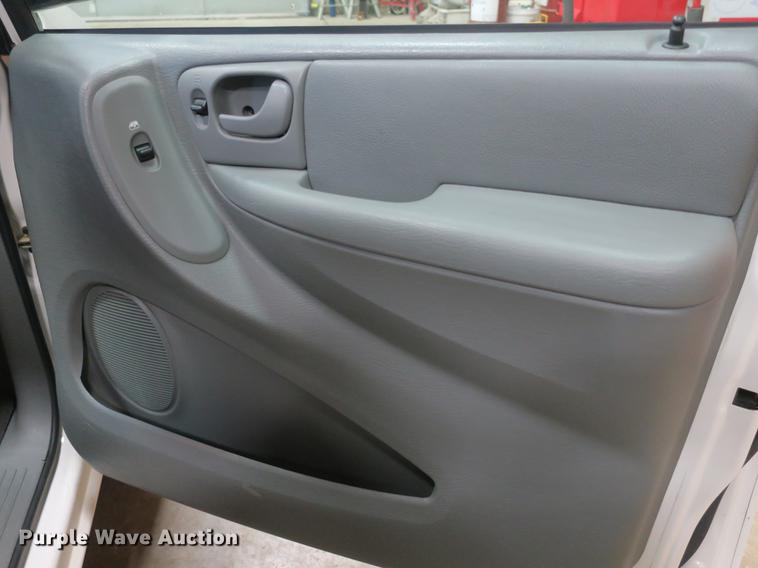 image for item DB8917 2007 Dodge Grand Caravan van