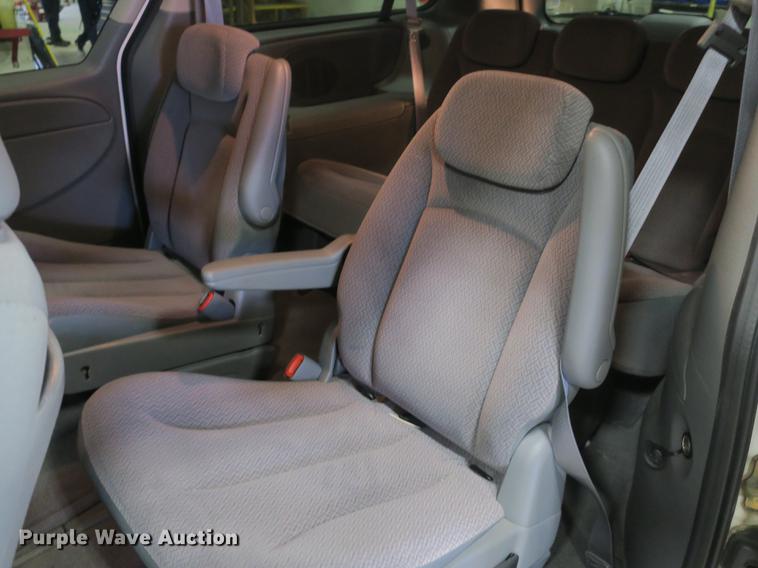 image for item DB8917 2007 Dodge Grand Caravan van