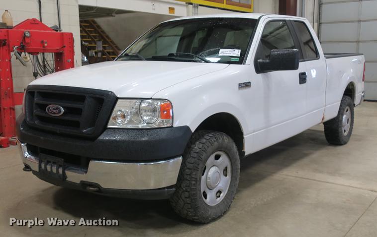 image for item DB8918 2005 Ford F150 SuperCab pickup truck