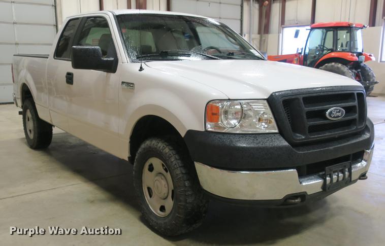 image for item DB8918 2005 Ford F150 SuperCab pickup truck