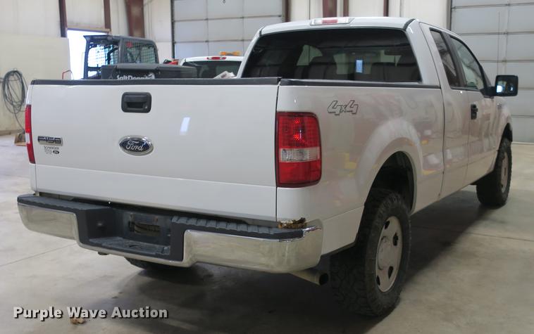 image for item DB8918 2005 Ford F150 SuperCab pickup truck