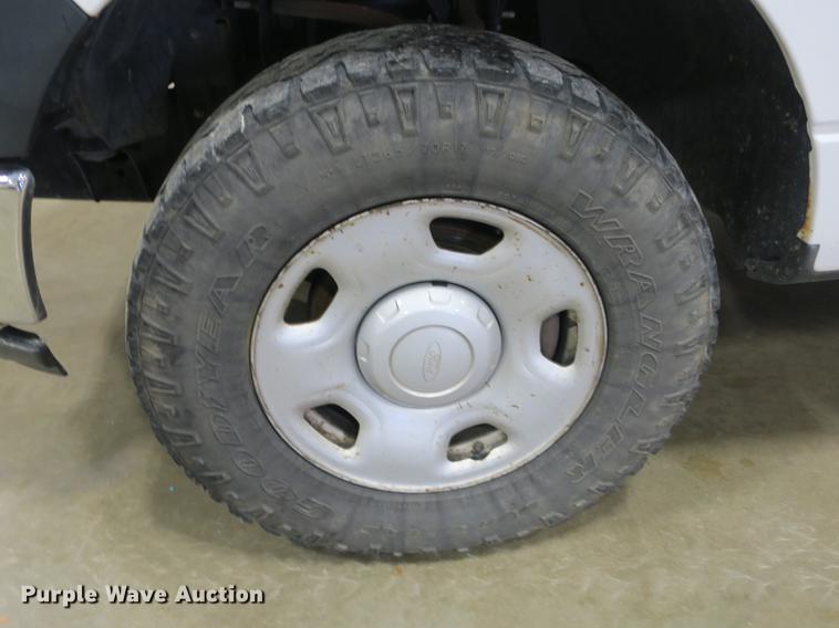 image for item DB8918 2005 Ford F150 SuperCab pickup truck