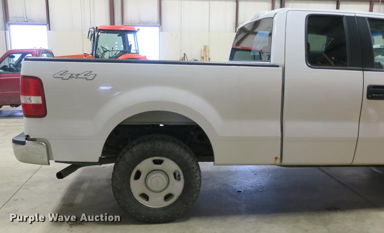 image for item DB8918 2005 Ford F150 SuperCab pickup truck