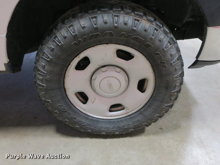 image for item DB8918 2005 Ford F150 SuperCab pickup truck