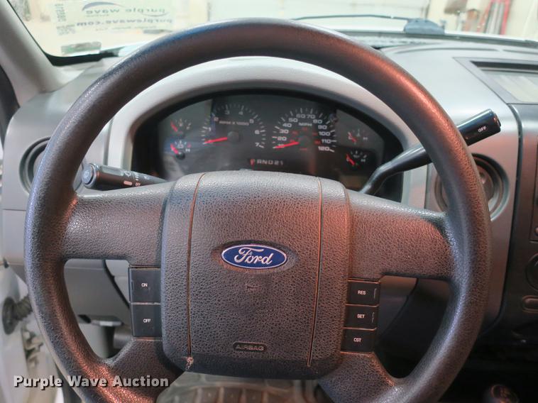 image for item DB8918 2005 Ford F150 SuperCab pickup truck