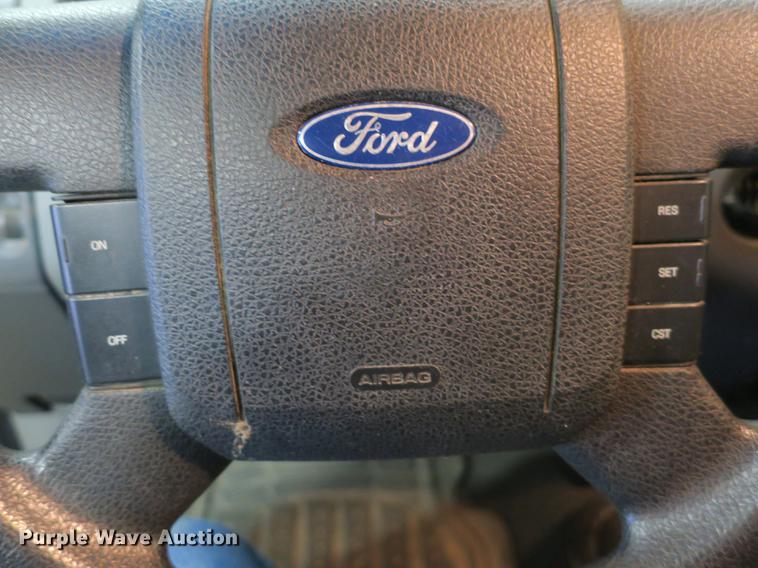 image for item DB8918 2005 Ford F150 SuperCab pickup truck