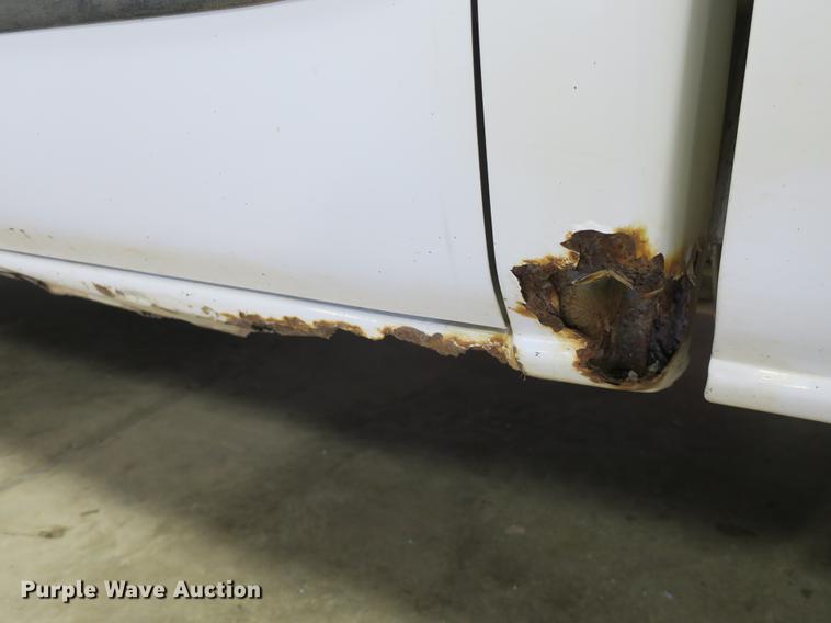 image for item DB8919 2005 GMC K1500 Ext. Cab pickup truck