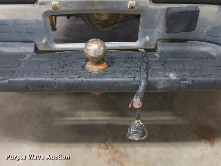 image for item DB8919 2005 GMC K1500 Ext. Cab pickup truck