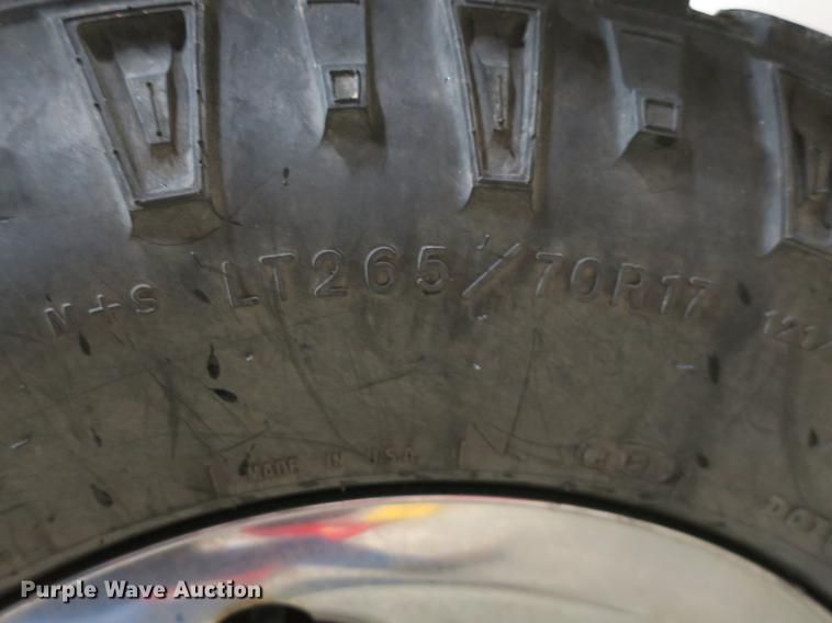 image for item DB8919 2005 GMC K1500 Ext. Cab pickup truck