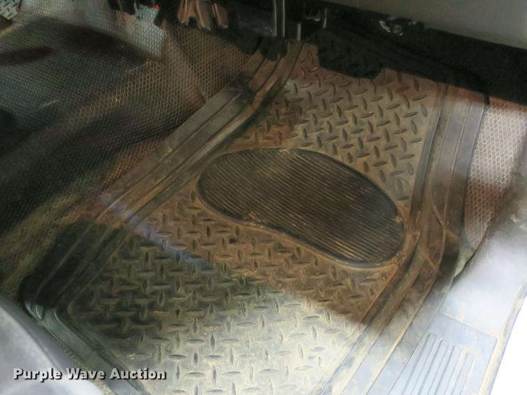 image for item DB8919 2005 GMC K1500 Ext. Cab pickup truck