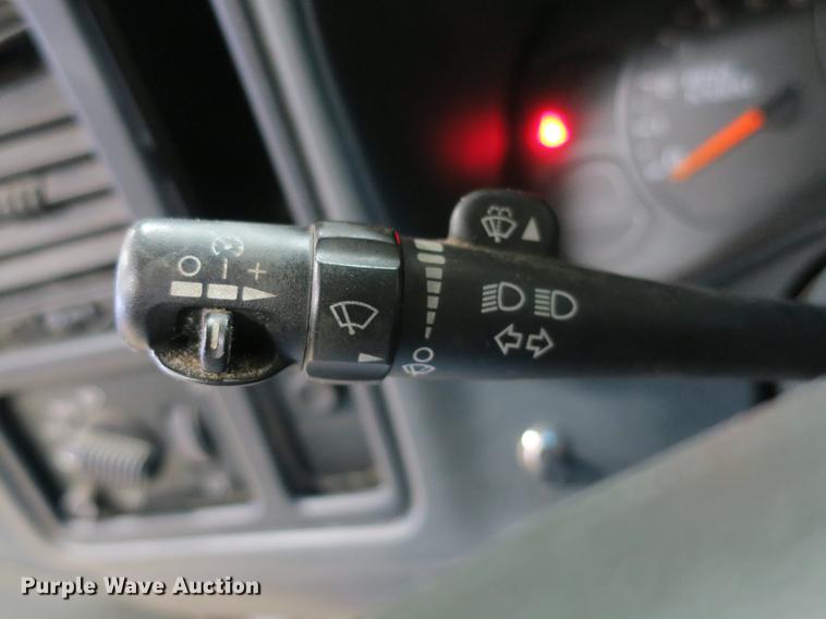 image for item DB8919 2005 GMC K1500 Ext. Cab pickup truck