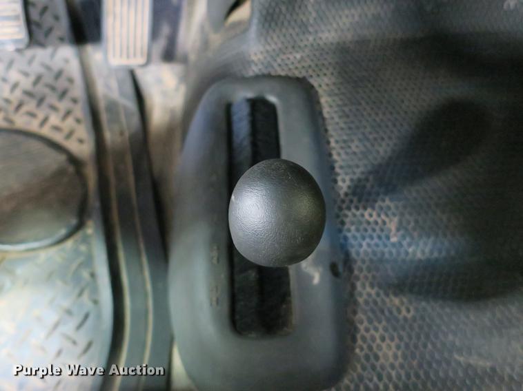 image for item DB8919 2005 GMC K1500 Ext. Cab pickup truck