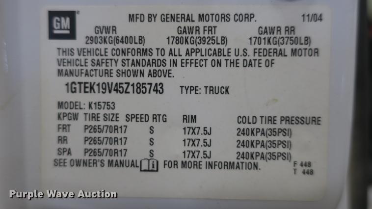 image for item DB8919 2005 GMC K1500 Ext. Cab pickup truck