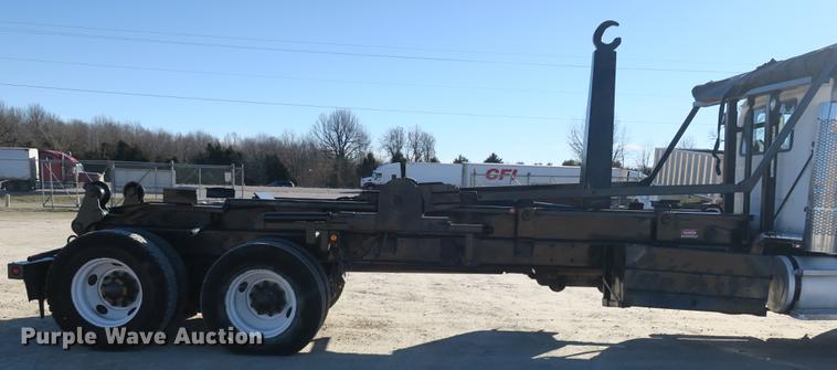 image for item DB8921 1999 Mack RD688S hook truck