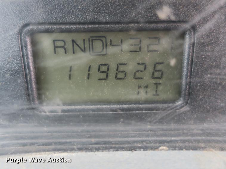 image for item DB8923 2005 International 4300 recycling truck