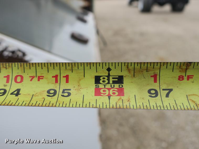 image for item DB8923 2005 International 4300 recycling truck