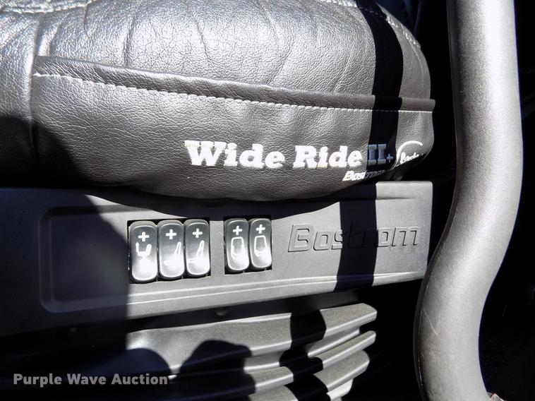 image for item DB9008 2010 Freightliner Business Class M2 box truck