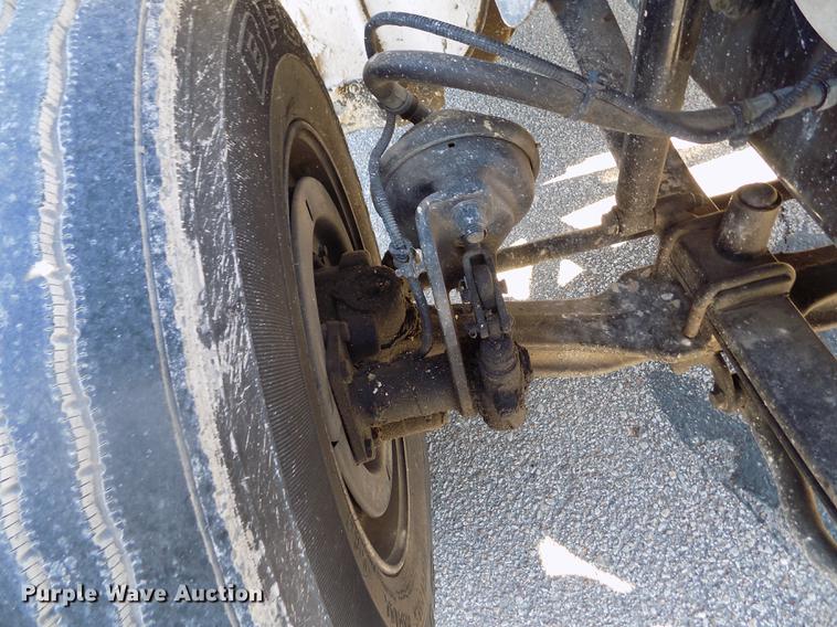 image for item DB9008 2010 Freightliner Business Class M2 box truck