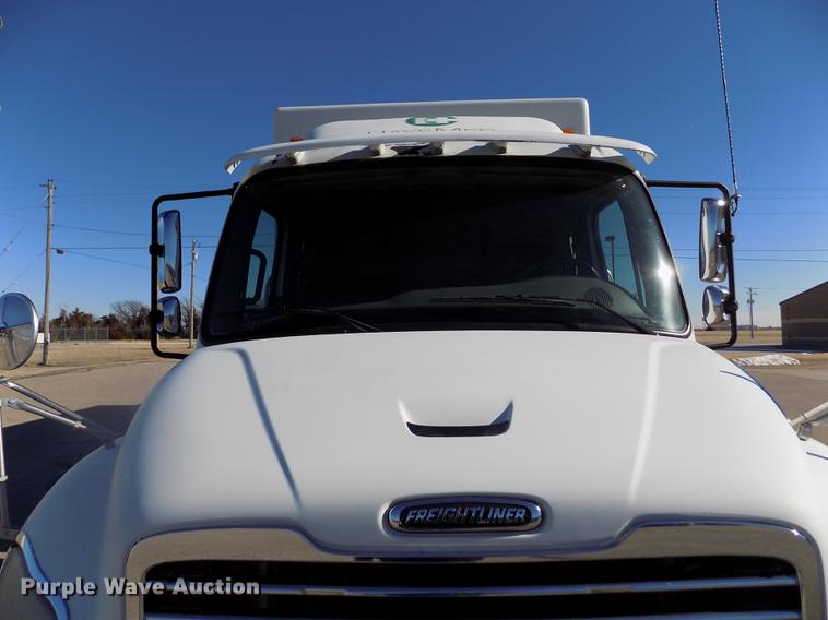 image for item DB9008 2010 Freightliner Business Class M2 box truck