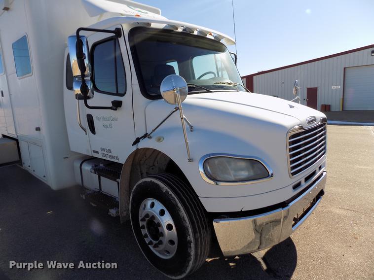 image for item DB9008 2010 Freightliner Business Class M2 box truck