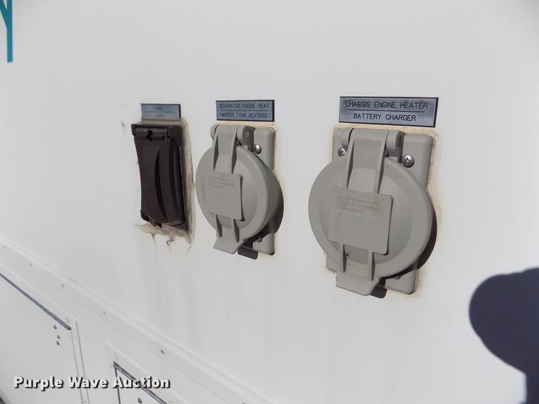 image for item DB9008 2010 Freightliner Business Class M2 box truck