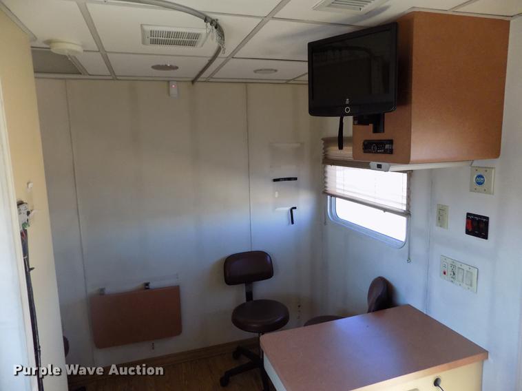 image for item DB9008 2010 Freightliner Business Class M2 box truck