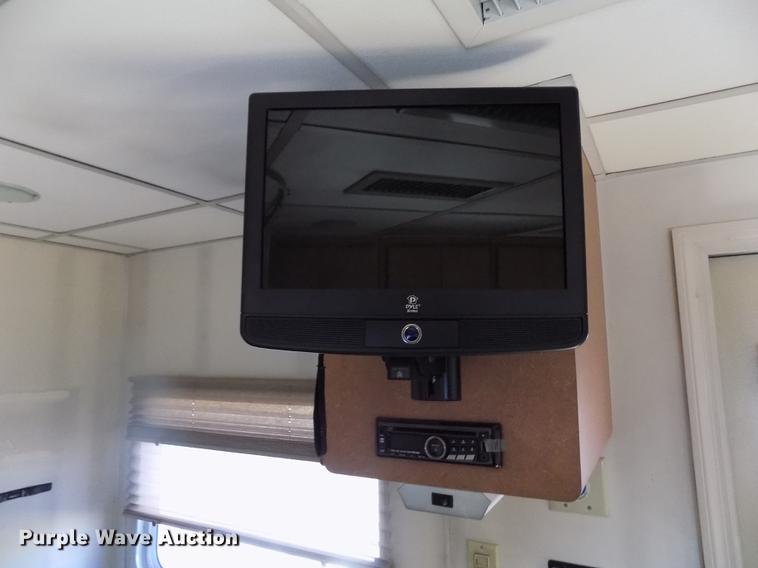 image for item DB9008 2010 Freightliner Business Class M2 box truck