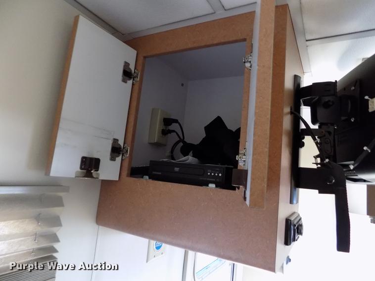 image for item DB9008 2010 Freightliner Business Class M2 box truck