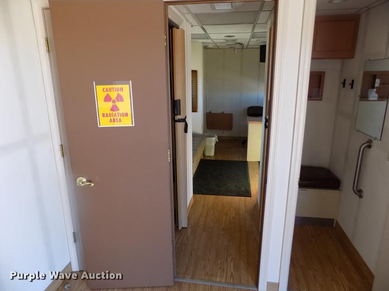 image for item DB9008 2010 Freightliner Business Class M2 box truck