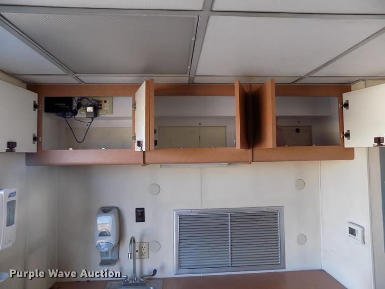 image for item DB9008 2010 Freightliner Business Class M2 box truck