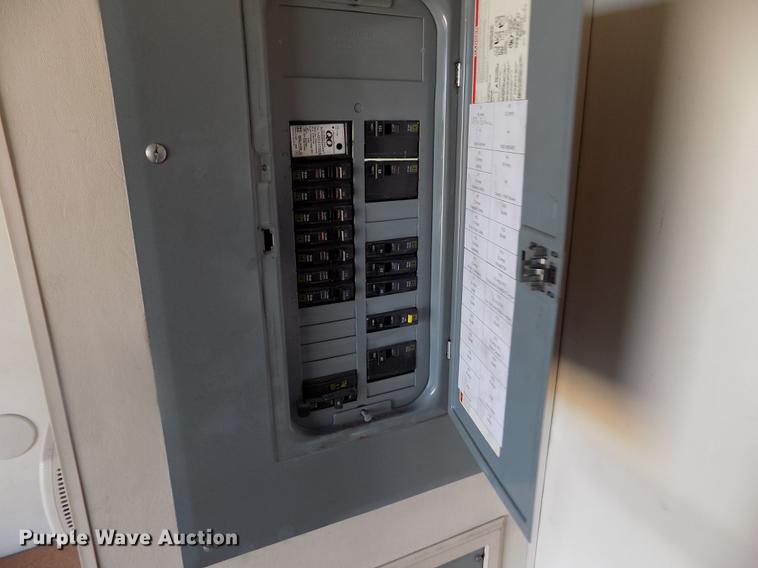 image for item DB9008 2010 Freightliner Business Class M2 box truck