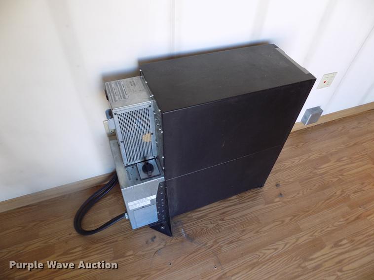 image for item DB9008 2010 Freightliner Business Class M2 box truck