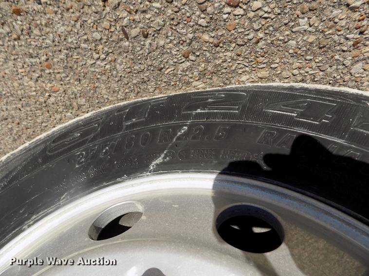 image for item DB9008 2010 Freightliner Business Class M2 box truck