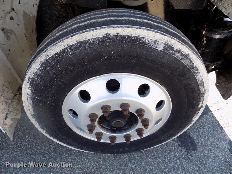 image for item DB9008 2010 Freightliner Business Class M2 box truck