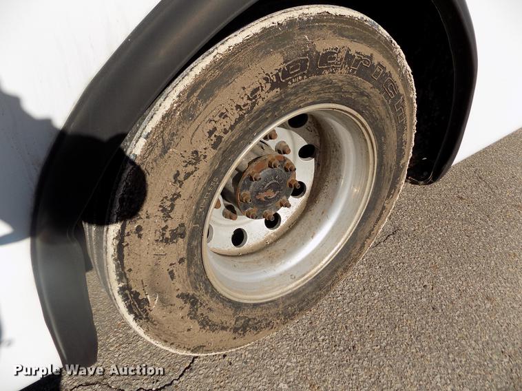 image for item DB9008 2010 Freightliner Business Class M2 box truck