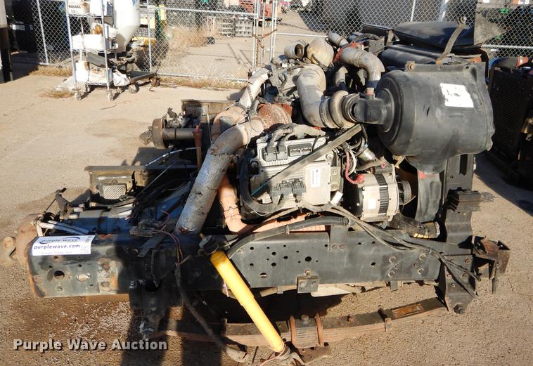 image for item DC0182 (2) Navistar 6.0L diesel engines