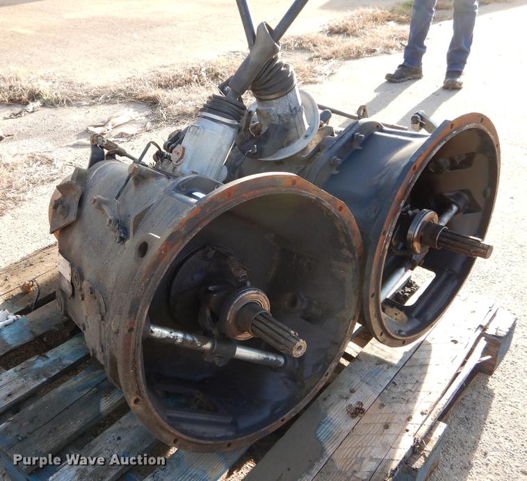 image for item DC0183 (2) Spicer transmissions